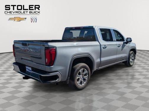 Sterling Metallic 2024 GMC Sierra 1500 SLT