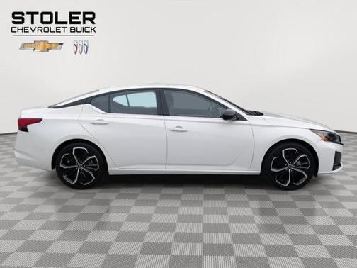 2024 Nissan Altima SR FWD