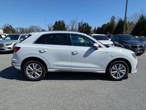 Arkona White 2024 Audi Q3 Premium 45 TFSI S line quattro Tiptronic