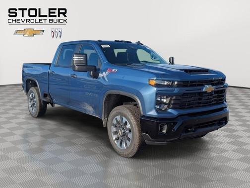 Lakeshore Blue Metallic 2026 Chevrolet Silverado 2500 Custom