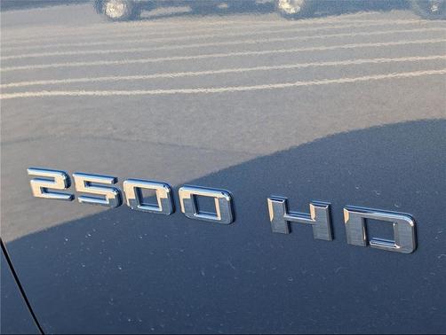 Lakeshore Blue Metallic 2026 Chevrolet Silverado 2500 Custom