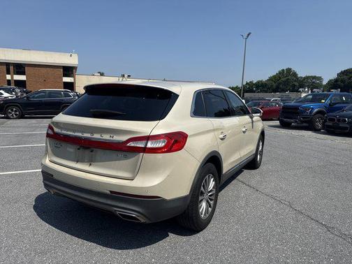 2016 Lincoln MKX Select
