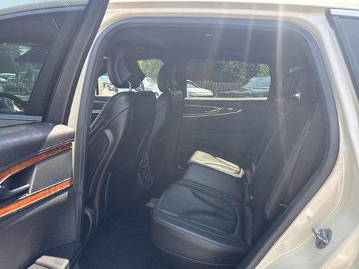 2016 Lincoln MKX Select