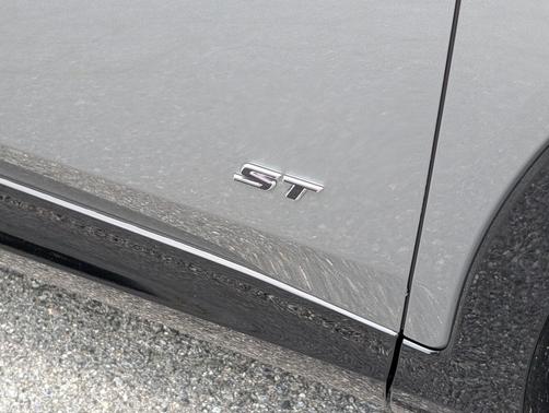 Moonstone Gray Metallic 2026 Buick Envista Sport Touring FWD