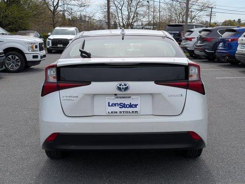 2022 Toyota Prius LE