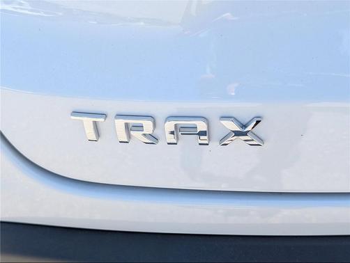 Summit White 2026 Chevrolet Trax LT