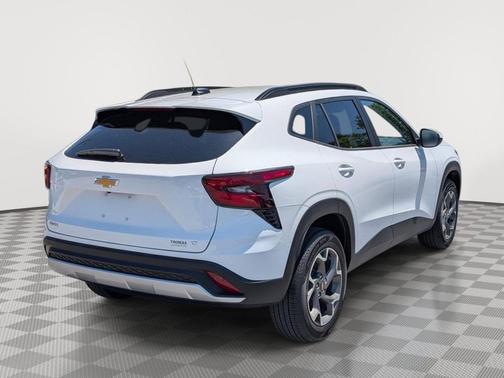 Summit White 2026 Chevrolet Trax LT