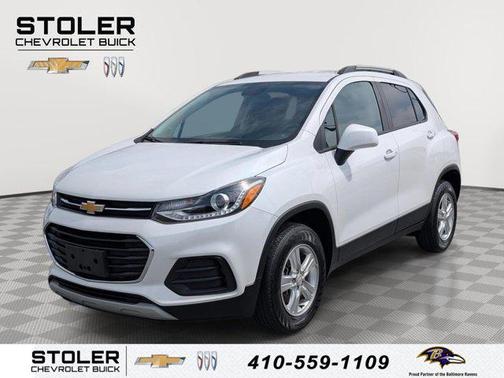 Iridescent Pearl Tricoat 2022 Chevrolet Trax LT