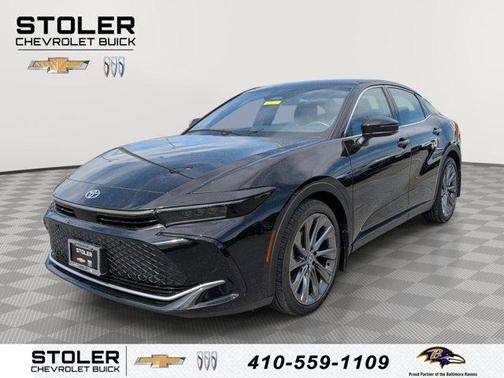 Black 2023 Toyota Crown Limited