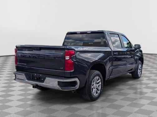 Dark Ash Metallic 2022 Chevrolet Silverado 1500 LT