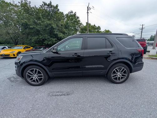 Shadow Black 2017 Ford Explorer sport