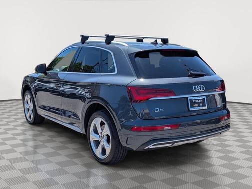 Manhattan Gray Metallic 2021 Audi Q5 45 Premium Plus