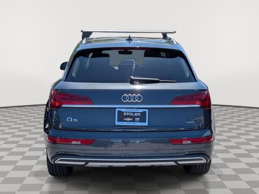 Manhattan Gray Metallic 2021 Audi Q5 45 Premium Plus