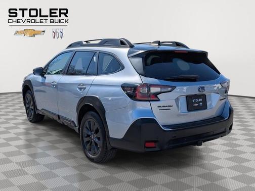 Ice Silver Metallic 2023 Subaru Outback Onyx Edition