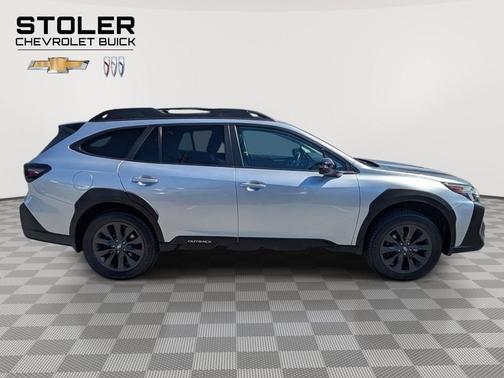 Ice Silver Metallic 2023 Subaru Outback Onyx Edition