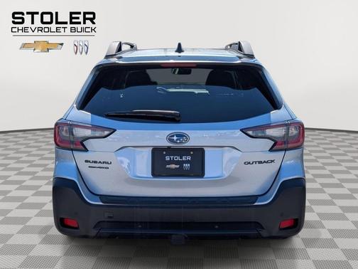 Ice Silver Metallic 2023 Subaru Outback Onyx Edition