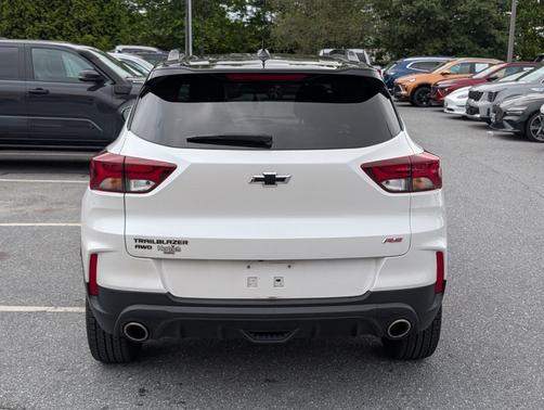 Iridescent Pearl Tricoat 2022 Chevrolet Trailblazer RS