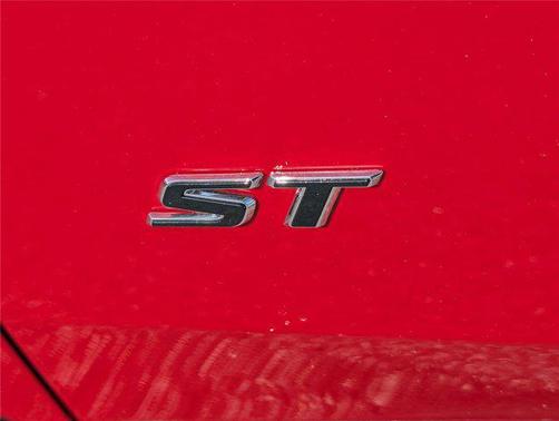 Brilliant Red 2026 Buick Envista Sport Touring FWD