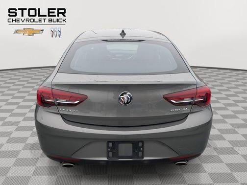 2018 Buick Regal Sportback Essence