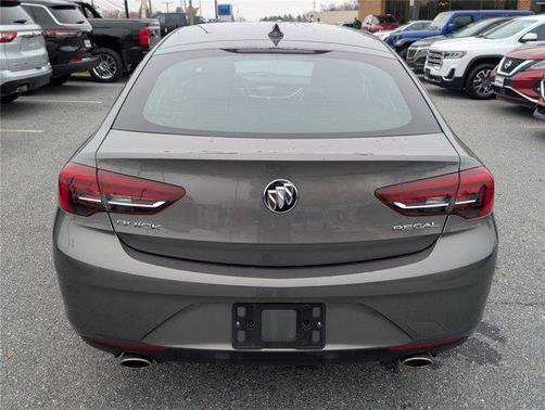 2018 Buick Regal Sportback Essence
