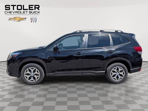 Crystal Black Silica 2023 Subaru Forester Premium