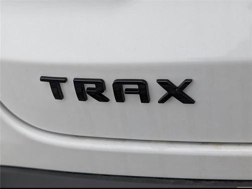 Summit White 2026 Chevrolet Trax LT
