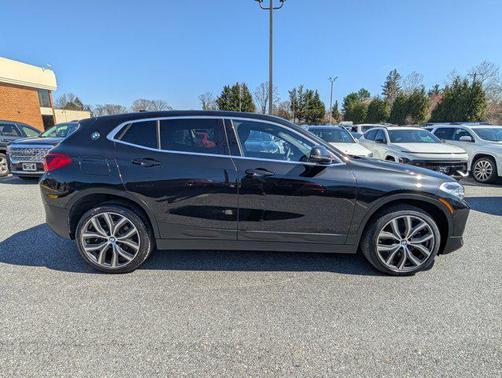 Black Sapphire Metallic 2018 BMW X2 xDrive28i
