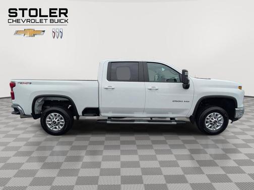 Summit White 2025 Chevrolet Silverado 2500 LT