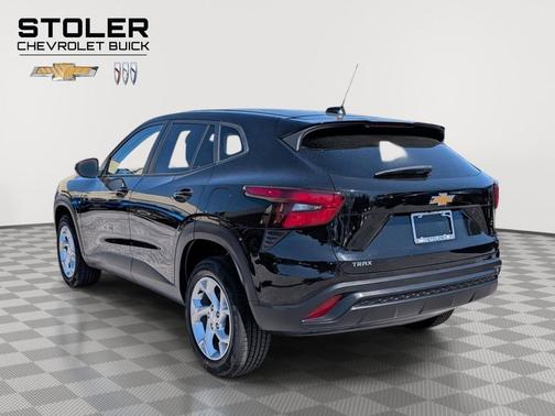 Mosaic Black Metallic 2024 Chevrolet Trax LS