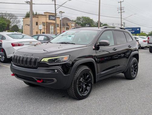 2019 Jeep Cherokee Trailhawk