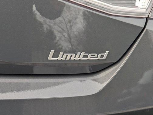 2024 Genesis G70 2.5T AWD