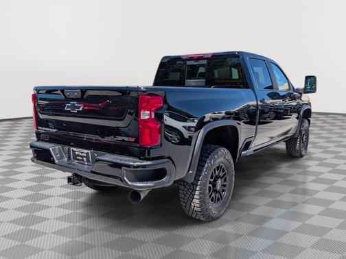 Black 2024 Chevrolet Silverado 2500 4WD Crew Cab Standard Bed ZR2