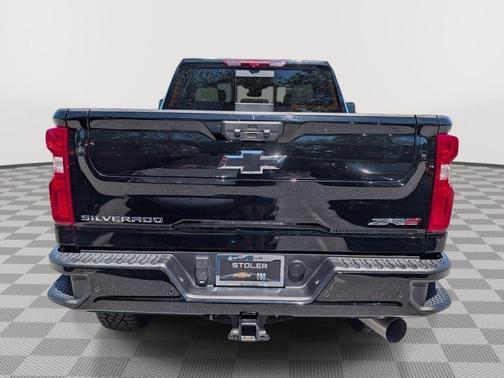 Black 2024 Chevrolet Silverado 2500 4WD Crew Cab Standard Bed ZR2