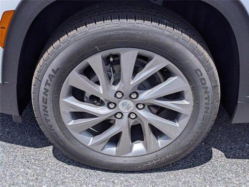 summit white 2026 Buick Enclave Preferred FWD
