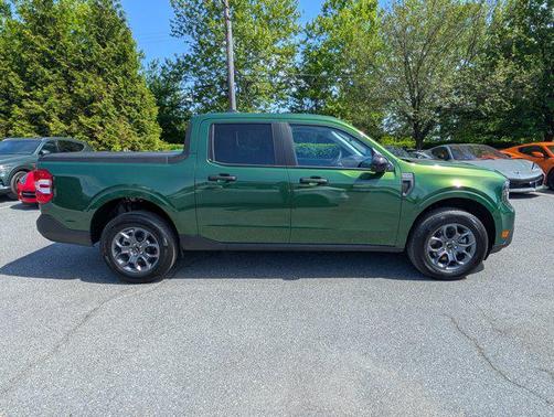Eruption Green 2025 Ford Maverick XLT