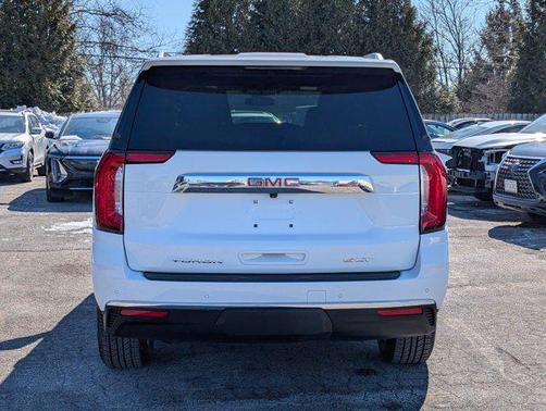 2024 GMC Yukon SLT