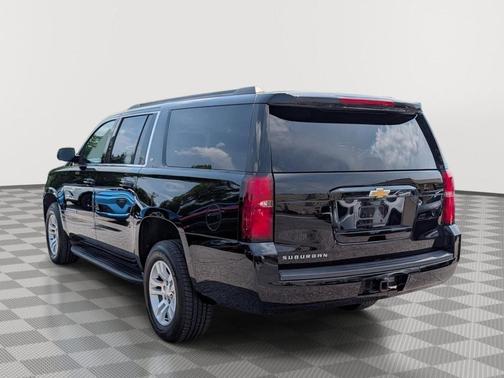 Black 2018 Chevrolet Suburban LT