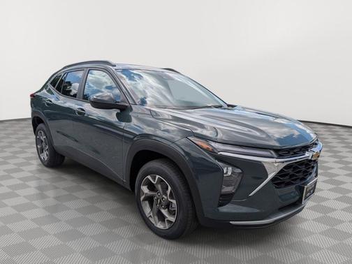 Cypress Gray 2026 Chevrolet Trax LT