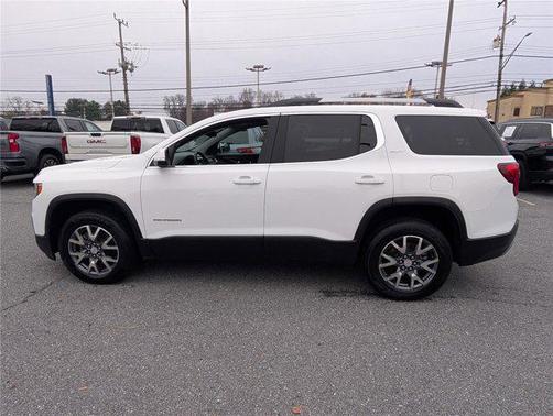 2023 GMC Acadia FWD SLT