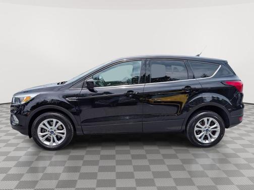 Magnetic Metallic 2019 Ford Escape SE