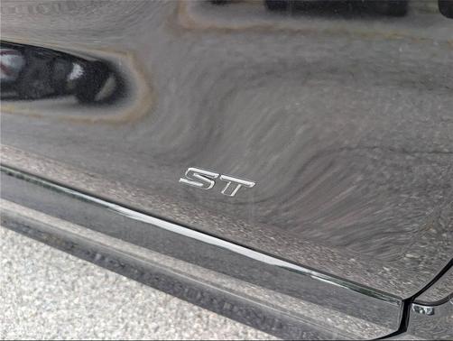 Ebony Twilight Metallic 2026 Buick Encore GX Sport Touring