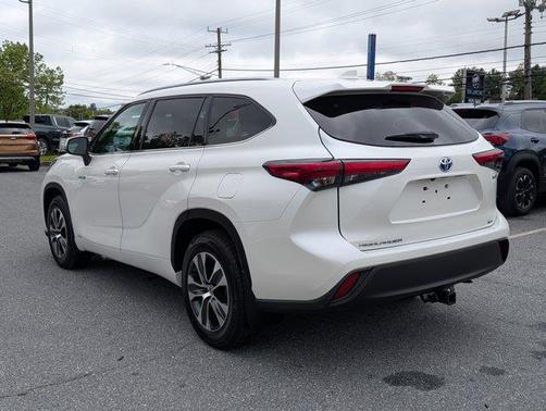 2020 Toyota Highlander Hybrid XLE