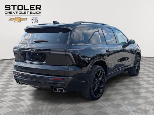 Mosaic Black Metallic 2024 Chevrolet Traverse RS