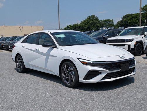 2025 Hyundai ELANTRA Sport