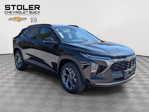 Mosaic Black Metallic 2026 Chevrolet Trax LT