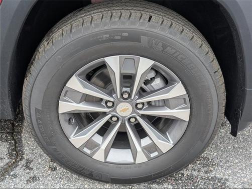 Radiant Red Tintcoat 2026 Chevrolet Equinox 1LT
