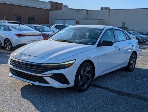 2025 Hyundai ELANTRA Sport