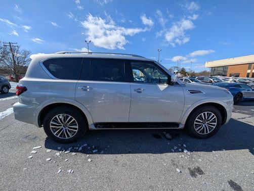 2024 Nissan Armada SL 4WD