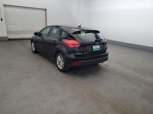 Shadow Black 2018 Ford Focus SE