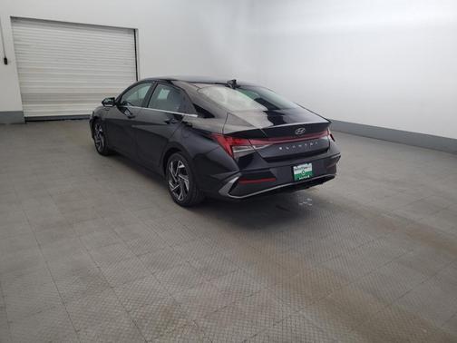 Abyss Black 2024 Hyundai ELANTRA SEL